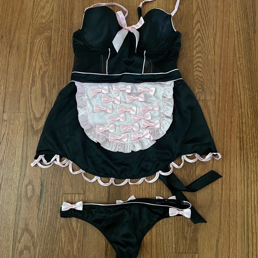 Victoria secret lingerie apron brand new with tags